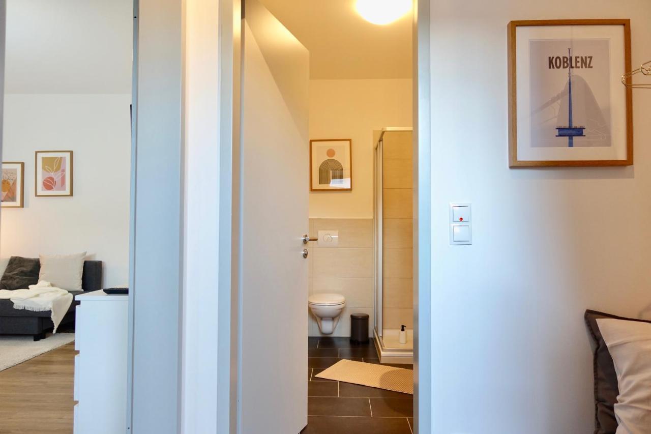 Neu - Gemuetliches Und Modernes Apartment Mit Stellplatz Coblence Extérieur photo