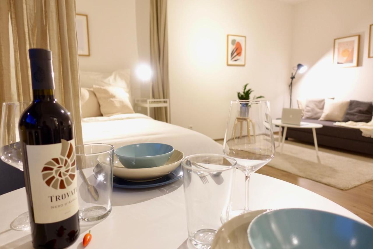 Neu - Gemuetliches Und Modernes Apartment Mit Stellplatz Coblence Extérieur photo