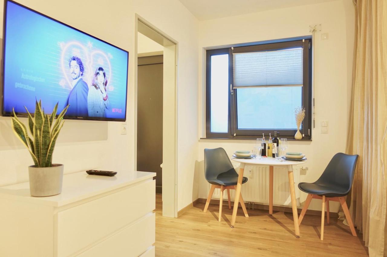 Neu - Gemuetliches Und Modernes Apartment Mit Stellplatz Coblence Extérieur photo